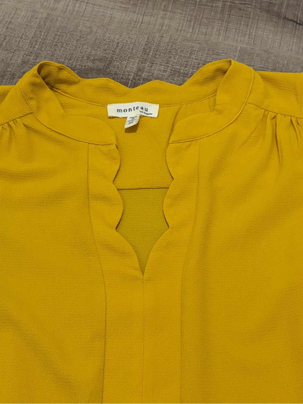 Monteau Yellow Scallop Sleeve Sleeveless Top - Picture 4 of 8